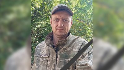 Загинули під час виконання бойових завдань: на Чернігівщині поховали чотирьох військових ЗСУ Загинули під час виконання бойових завдань: на Чернігівщині поховали чотирьох військових ЗСУ