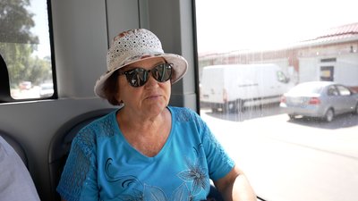 Пасажирка нового тролейбусного маршруту у Чернігові розповідає, як тепер їздить з Бобровиці на Шерстянку Пасажирка нового тролейбусного маршруту у Чернігові розповідає, як тепер їздить з Бобровиці на Шерстянку