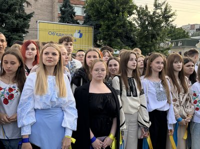 Марш подяки у Черкасах 13 червня 2025 року Марш подяки у Черкасах 13 червня 2025 року