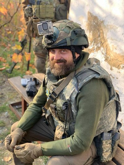 У Житомирі попрощалися з військовослужбовцем Олегом Щіпанським У Житомирі попрощалися з військовослужбовцем Олегом Щіпанським