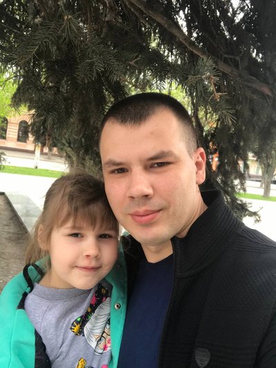 "Вона мріяла повернутися додому": інтерв’ю батька вбитої в Німеччині 9-річної Валерії Гудзенко "Вона мріяла повернутися додому": інтерв’ю батька вбитої в Німеччині 9-річної Валерії Гудзенко
