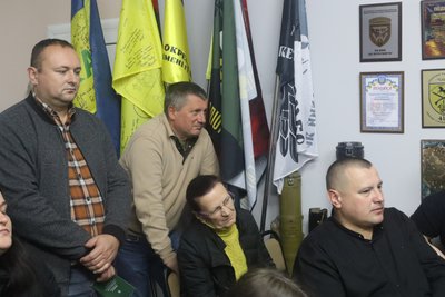 В Охтирці на громадських слуханнях обговорили проєкт Статуту громади: з 18 блоків пропозицій підтримали три В Охтирці на громадських слуханнях обговорили проєкт Статуту громади: з 18 блоків пропозицій підтримали три