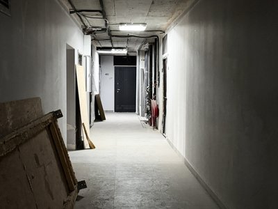В Одесі відновлюють будинок на Прохоровській, пошкоджений російським обстрілом у січні 2024 року В Одесі відновлюють будинок на Прохоровській, пошкоджений російським обстрілом у січні 2024 року