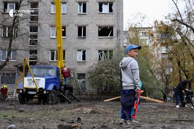 "Був спалах, а потім сильний вибух": під час нічної ракетної атаки РФ загинули люди "Був спалах, а потім сильний вибух": під час нічної ракетної атаки РФ загинули люди