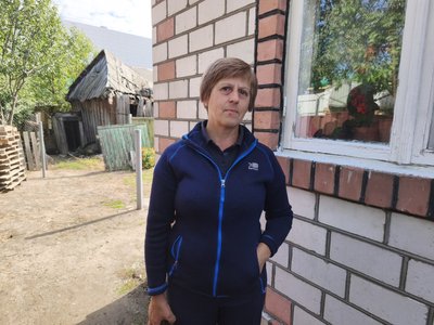 У Звягелі ліквідовують наслідки російської дронової атаки У Звягелі ліквідовують наслідки російської дронової атаки
