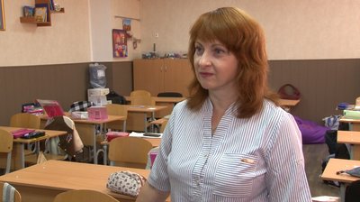 "Життя у двох рюкзаках": як працюють у Черкасах вчителі-переселенці "Життя у двох рюкзаках": як працюють у Черкасах вчителі-переселенці