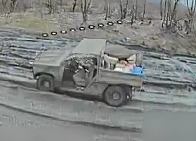 Під Покровськом Сили оборони знищили кілька російських позашляховиків "Улан-2" Під Покровськом Сили оборони знищили кілька російських позашляховиків "Улан-2"