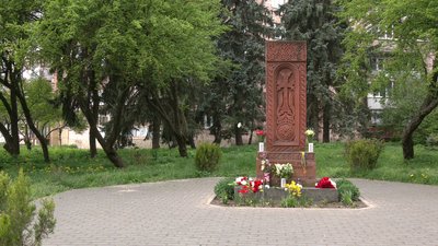 110 роковини: пам'ять жертв геноциду вірменського народу вшанували у Рівному