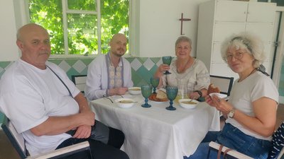 Відвідувачі літнього ярмарку в Маліївцях