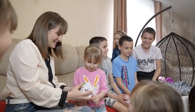 У кожному бачать маму: як працює система усиновлення на Черкащині У кожному бачать маму: як працює система усиновлення на Черкащині
