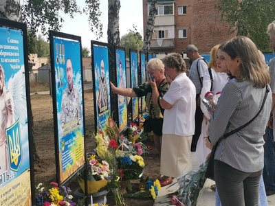 У Терешках відкрили Алею Героїв У Терешках відкрили Алею Героїв