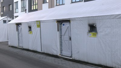 Відкриваються під час блекауту: як у Рівному діють Містечка Незламності та хто ними користується Відкриваються під час блекауту: як у Рівному діють Містечка Незламності та хто ними користується