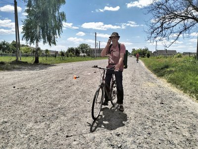 "Можна дзьоба розбити": два села на Волині п'ятий рік без автобуса через бездоріжжя "Можна дзьоба розбити": два села на Волині п'ятий рік без автобуса через бездоріжжя
