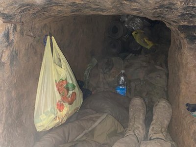 Землянка Донецька область 2025 рік Землянка Донецька область 2025 рік