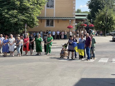 На Черкащині попрощались із захисником, який поліг на Харківщині На Черкащині попрощались із захисником, який поліг на Харківщині