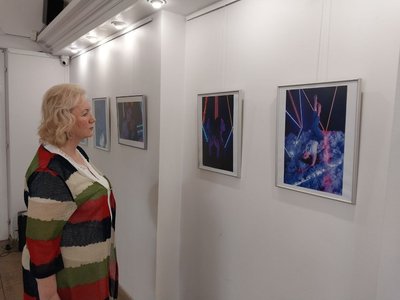 «Неонова світлярка». У Сумах відкрили виставку неонової фотографії «Неонова світлярка». У Сумах відкрили виставку неонової фотографії