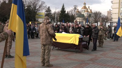 З військовим Ігорем Буторіним попрощалися у Рівному З військовим Ігорем Буторіним попрощалися у Рівному