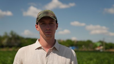 "Плануємо зібрати 10 тонн": як на Миколаївщині вирощують лохину "Плануємо зібрати 10 тонн": як на Миколаївщині вирощують лохину