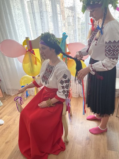 Бути рідновіром на Хмельниччині: особиста історія Ірини Рябої | Інтерв'ю Бути рідновіром на Хмельниччині: особиста історія Ірини Рябої | Інтерв'ю