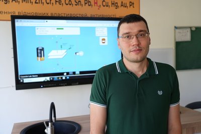 "Я діставав батька з автомобіля". Що розповів про дніпровського посадовця Юрія Федька його син Ярослав "Я діставав батька з автомобіля". Що розповів про дніпровського посадовця Юрія Федька його син Ярослав