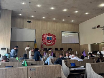 "Ветерана в кожний департамент": у Черкасах під час сесії міськради прийшли учасники війни "Ветерана в кожний департамент": у Черкасах під час сесії міськради прийшли учасники війни