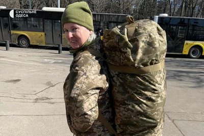 “Не було сумніву де я маю бути” : Світлана Галич про те як пішла добровільно у ЗСУ в 57 років “Не було сумніву де я маю бути” : Світлана Галич про те як пішла добровільно у ЗСУ в 57 років