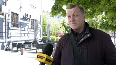 У підземеллі в центрі Житомира проросло дерево через відсутність вентиляції У підземеллі в центрі Житомира проросло дерево через відсутність вентиляції
