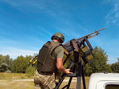 На Черкащині мобільні вогневі групи збивають російські "шахеди" На Черкащині мобільні вогневі групи збивають російські "шахеди"