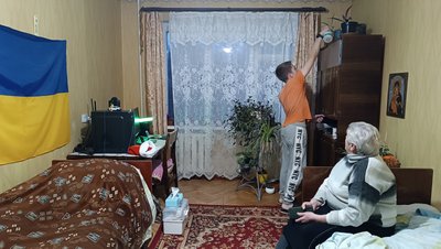У мікрорайоні Полтави облаштовують модульний будинок для переселенців У мікрорайоні Полтави облаштовують модульний будинок для переселенців