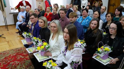 Учитель року: четверо педагогів представлятимуть Чернігівщину на всеукраїнському конкурсі Учитель року: четверо педагогів представлятимуть Чернігівщину на всеукраїнському конкурсі