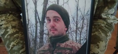 У Хмельницькому попрощалися з воїнами Андрієм Букшієм та Русланом Малаховим У Хмельницькому попрощалися з воїнами Андрієм Букшієм та Русланом Малаховим