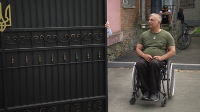 У Житомирі в ТЦК документи у чоловіка з інвалідністю взяли з другого разу: що відомо У Житомирі в ТЦК документи у чоловіка з інвалідністю взяли з другого разу: що відомо