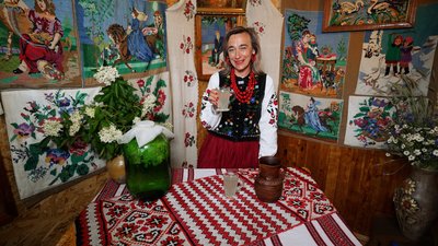 "Домашнє шампанське" з бузини: рецепт літнього напою від господині з Рівненщини "Домашнє шампанське" з бузини: рецепт літнього напою від господині з Рівненщини