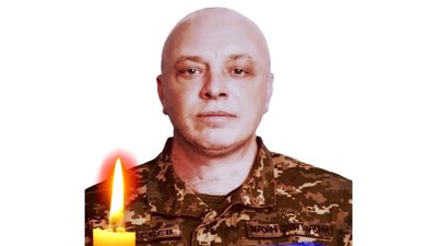У двох громадах на Чернігівщині попрощалися із захисниками Павлом Алєксєєвим та Русланом Єфіменком У двох громадах на Чернігівщині попрощалися із захисниками Павлом Алєксєєвим та Русланом Єфіменком