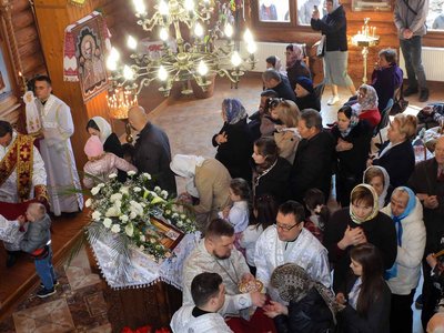 Великдень на Закарпатті: як освячували кошики в храмах області