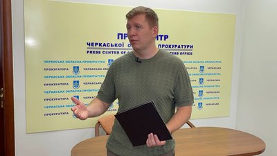 Зупинити демонтаж даху на "Будинку з грифонами" у Черкасах — чому не можна Зупинити демонтаж даху на "Будинку з грифонами" у Черкасах — чому не можна