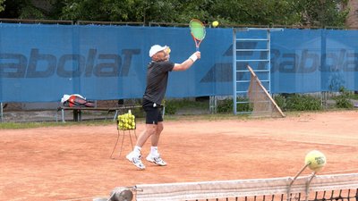 У 73 роки щодня виходить на корт: вінничанин понад 35 років грає у великий теніс У 73 роки щодня виходить на корт: вінничанин понад 35 років грає у великий теніс