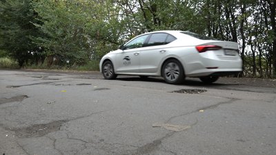 «Як оселедці гойдаються»: на Черкащині жителі просять відремонтувати дорогу «Як оселедці гойдаються»: на Черкащині жителі просять відремонтувати дорогу