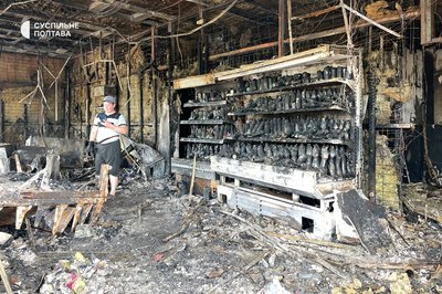 Обстріл АЗС у Полтавському районі в ніч на 29 червня: фоторепортаж Обстріл АЗС у Полтавському районі в ніч на 29 червня: фоторепортаж
