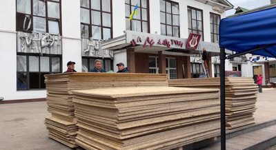 Ракетний удар по Кривому Рогу: що відбувається на місці атаки Ракетний удар по Кривому Рогу: що відбувається на місці атаки
