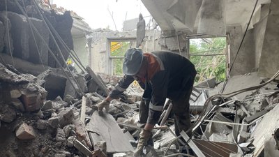 Приміщення теплових мереж зруйноване у Харкові після удару РФ 30 травня: фото Приміщення теплових мереж зруйноване у Харкові після удару РФ 30 травня: фото