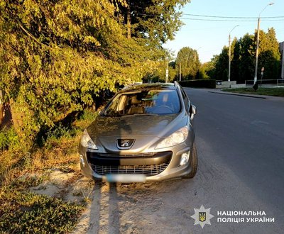 У Житомирі в ДТП травмувався 16-річний мотоцикліст: його госпіталізували до реанімації У Житомирі в ДТП травмувався 16-річний мотоцикліст: його госпіталізували до реанімації