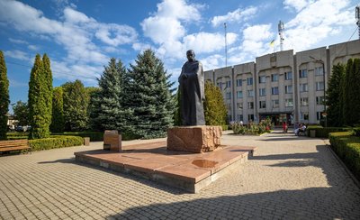 На Тернопільщині презентували виставку картин і скульптур Казимира Сікорського На Тернопільщині презентували виставку картин і скульптур Казимира Сікорського