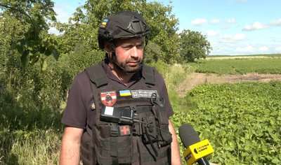 Начальник відділення піротехнічних робіт управління Держслужби з надзвичайних ситуацій області Геннадій Молошик Начальник відділення піротехнічних робіт управління Держслужби з надзвичайних ситуацій області Геннадій Молошик