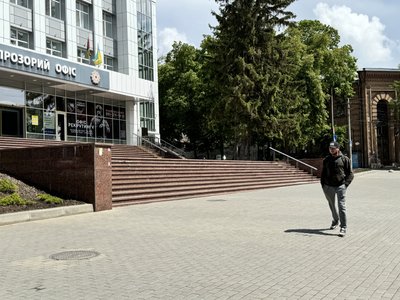 Покладуть тактильну плитку, встановлять пандуси: у Кропивницькому створюють маршрут безбар'єрності Покладуть тактильну плитку, встановлять пандуси: у Кропивницькому створюють маршрут безбар'єрності