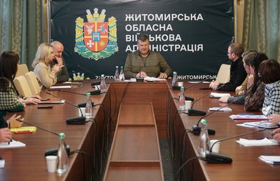 На Житомирщині громади виділяють ще понад 100 мільйонів на підтримку Сил оборони України На Житомирщині громади виділяють ще понад 100 мільйонів на підтримку Сил оборони України