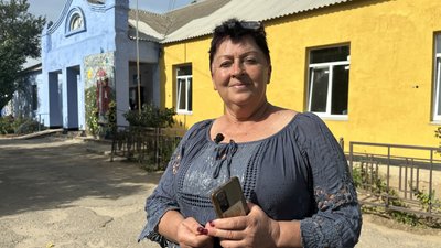 На Миколаївщині волонтери відновлюють пошкоджені Росією будинки На Миколаївщині волонтери відновлюють пошкоджені Росією будинки