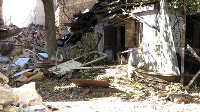 "Сипалось скло, стеля, все": що розповіли миколаївці про нічний обстріл міста "Сипалось скло, стеля, все": що розповіли миколаївці про нічний обстріл міста