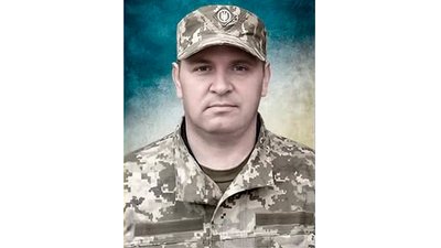 На Чернігівщині попрощалися з двома захисниками: Юрієм Фалевичем та Віктором Кормою На Чернігівщині попрощалися з двома захисниками: Юрієм Фалевичем та Віктором Кормою
