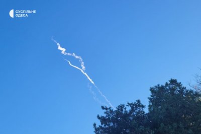 В Одесі пролунали вибухи В Одесі пролунали вибухи
